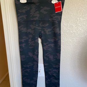 Army pattern leggings